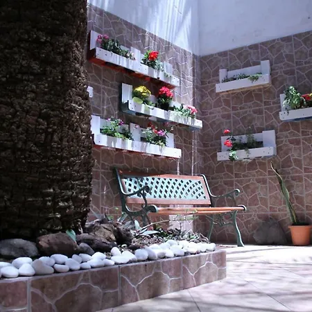 בית הארחה Casa The Garden Palmas 3*